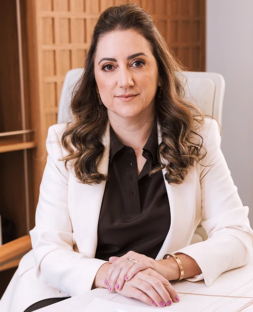 Monitorização Neurofisiológica Intraoperatória em centro cirúrgico com a Dra. Fernanda Suzano